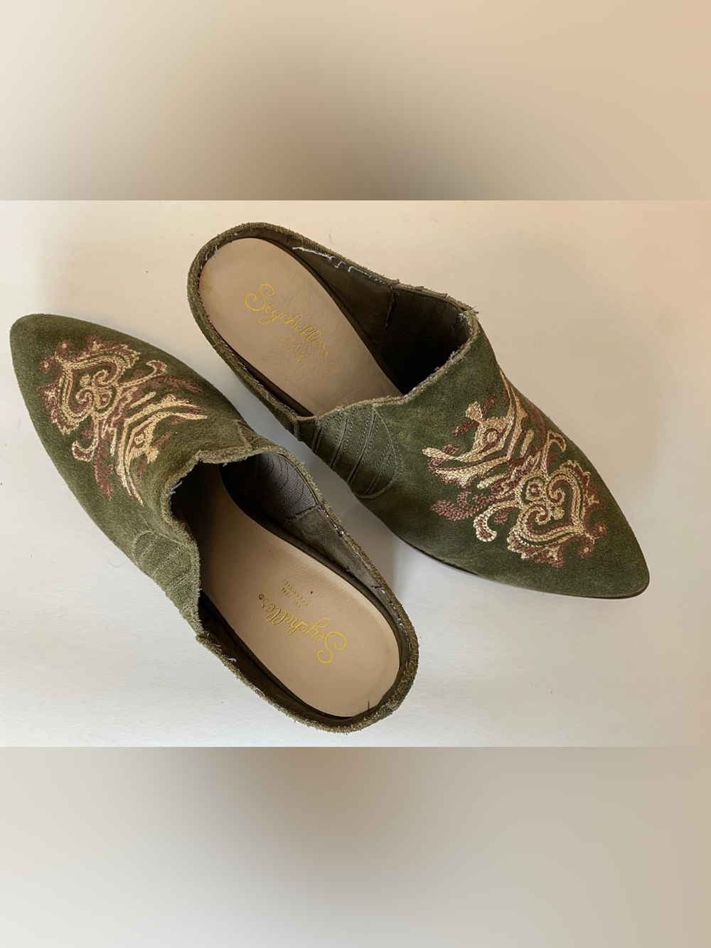 Seychelles Olive Green Suede Embroidered Slip-On Mules